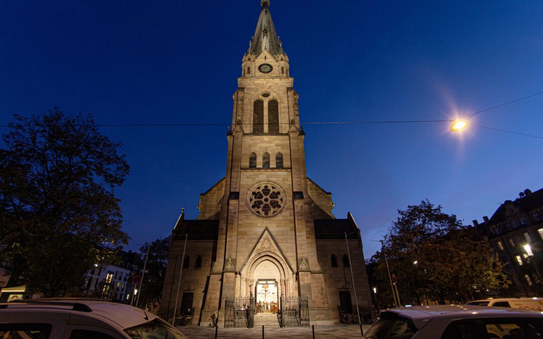 Anstrahlung Kirchturm St. Paul Fürth